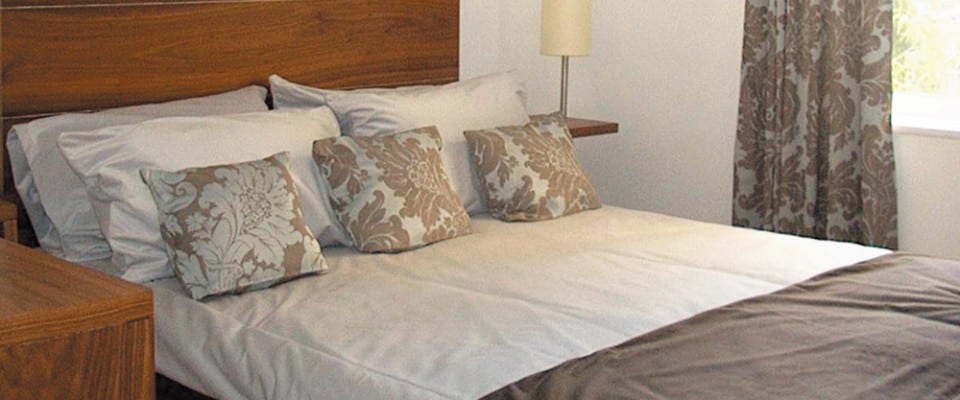 River Building Bedroom